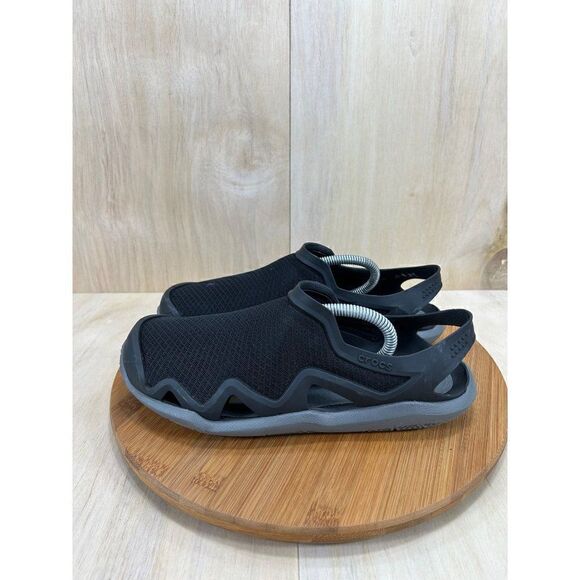 Crocs Swiftwater Black Mesh Deck Sandals Mens Size 8 - Picture 1 of 7